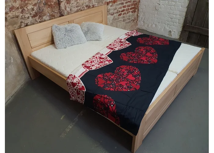 Masivní postel | BUK DANA