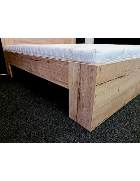 Postel z lamina| STUDENT | Česká Výroba