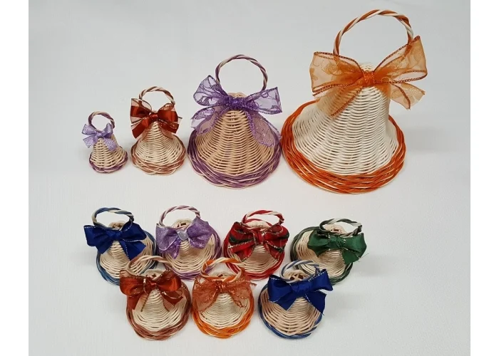 Zvoneček z pedigu mix barev - velikost L