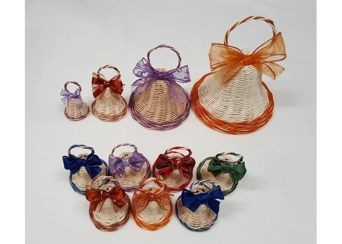 Zvoneček z pedigu mix barev - velikost L