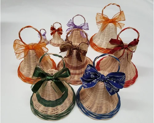 Zvoneček z pedigu mix barev - velikost XXL