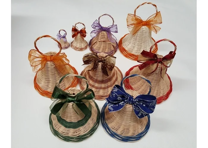 Zvoneček z pedigu mix barev - velikost XXL