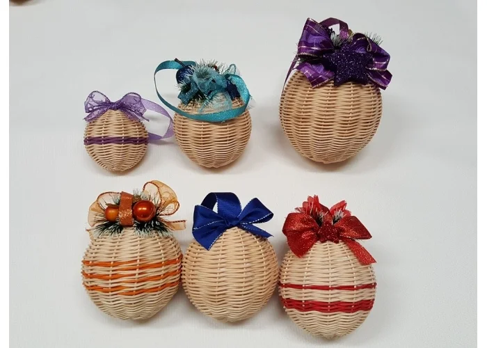 Vánoční koule z pedigu mix barev - velikost XL