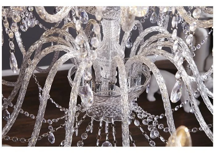 Diamantový lustr  30ramenný čirý