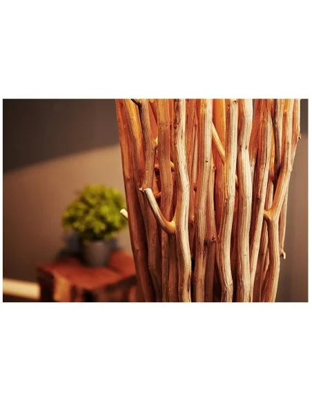 Stojací lampa v přírodním dřevě Euforie 175cm