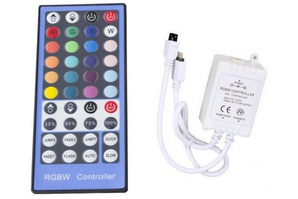 Kontroler s ovladačem pro LED Pásky RGBW - 40key - IR