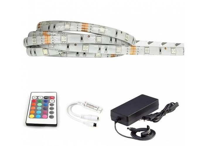 BERGE LED pásek - RGB 5050 - 5m - 30LED/m - 7,2W/m - IP65 - komplet