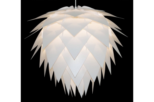 Lampa Estela trojúhelníková